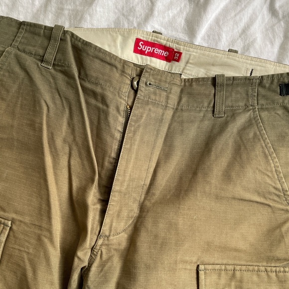 Supreme mid-late 2000s Cargo Pants - Picture 2 of 3